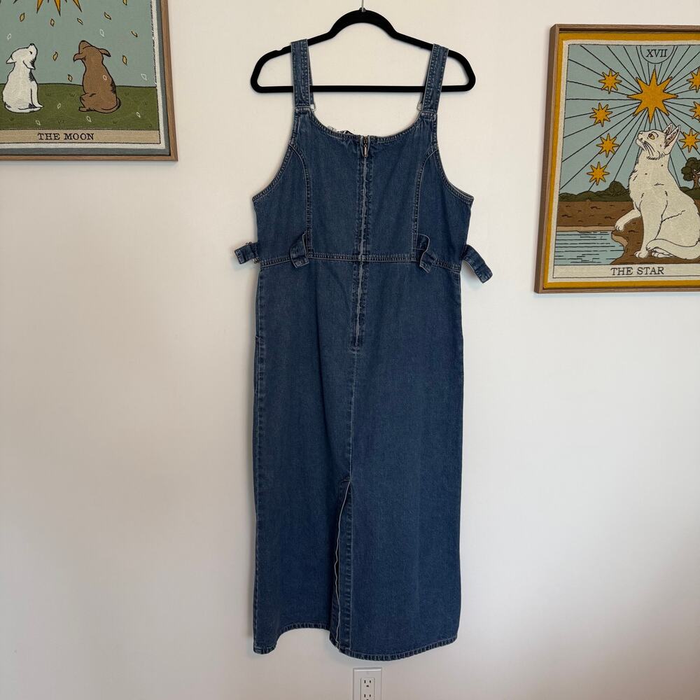 Sydni Jordan denim midi dress Large - Picture 8 of 8